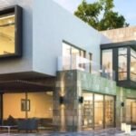 مميزات Alkarma Gates Compound