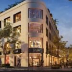 المرافق الموجودة في مول Crown Central