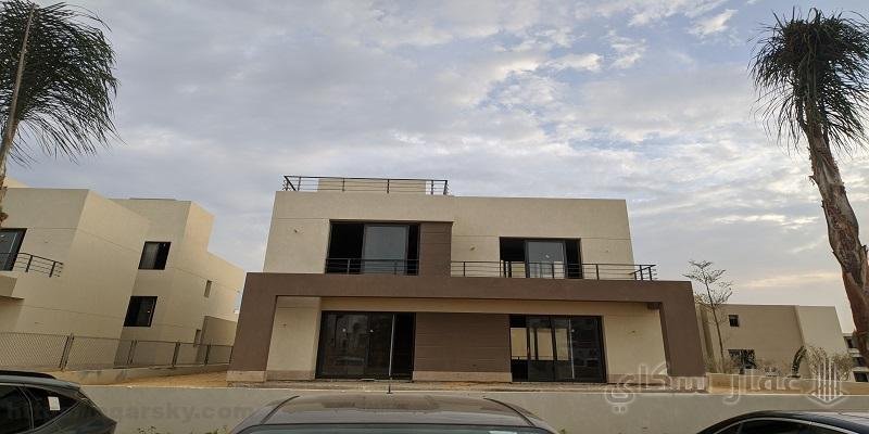 أين تقع Palm Hills Alexandria؟