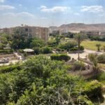 شاليه غرفتين وريسبشن للايجار اليومى بقرية منال 1 بأكبر شواطئ العين السخنة