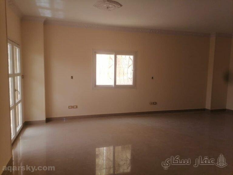 شقه للايجار بالتجمع الاول فيلا الياسمين