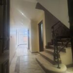دوبلكس للبيع بمكرم عبيد الرئيسي