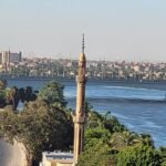 تملك أكبر روف للبيع كامل خاص بكل مساحة العقار علي كورنيش النيل مباشرة
