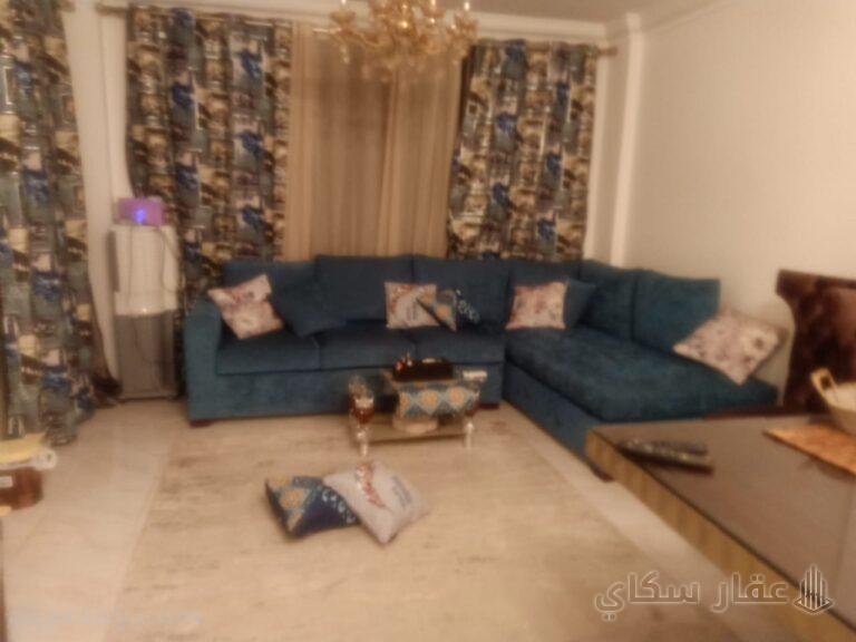 شقه مميزه للايجار مفروشة بالكامل بمدينتى