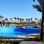 شاليه للايجار بامواج بالمرحلة الفندقيه على حمام سباحه