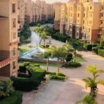 دوبلكس للبيع في أرقى كمبوندات حدائق اكتوبر كمبوند الحي الإيطالي عالم تاني من الرفاهيه