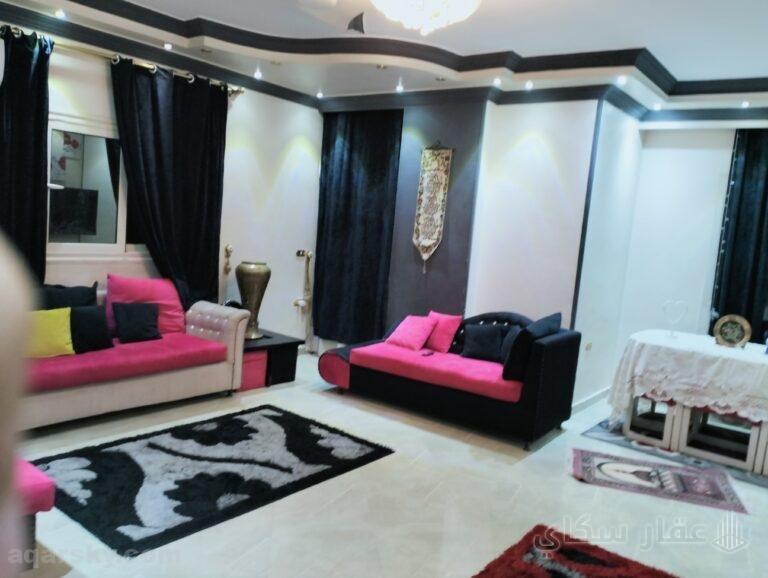 شقه للايجار بدون عمولات من المالك مباشره بزهراء المعادي ٣ غرف