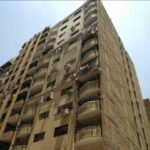شقة للبيع لهواة الفخامه والمساحات الواسعه