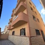 للبيع عماره سكنيه 260م دبل فيس فى برج العرب الحي الثالث