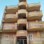 شقه للبيع بمدينه 15 مايو جمصه المجاوره الرابعه خلف جاردينا 120 متر