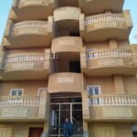 شقه للبيع بمدينه 15 مايو جمصه المجاوره الرابعه خلف جاردينا 120 متر