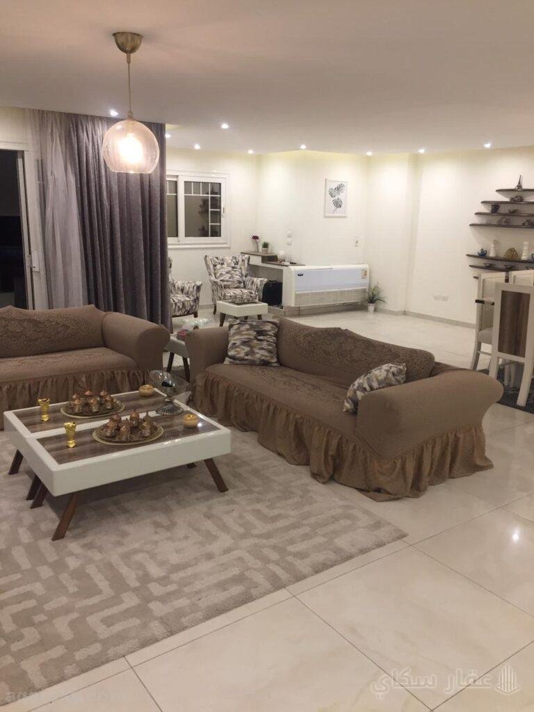 شقة للبيع بشارع محي الدين ابو العز الرئيسي