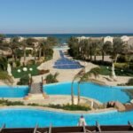 قرية لافيستا توباز العين السخنة