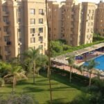 للبيع شقة ٧٠ متر ٢ غرفة نوم رسبشن قطعتين | بحدائق اكتوبر