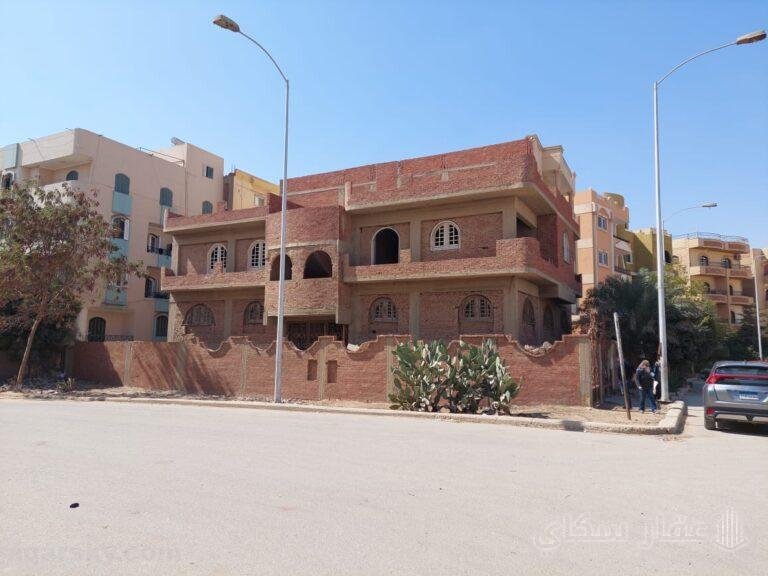 منزل بمدينه 6 أكتوبر بالحي الخامس العقد الثاني