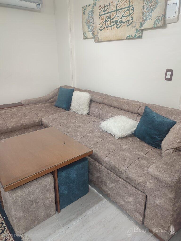 شقة مفروشه بحدايق اكتوبر ب كمبوند مكتمل الخدمات | لسكن هادئ ومريح