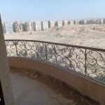 شقة 213 متر الدور التاسع الشقة ناصية و تطل بالكامل علي الشارع الرئيسي