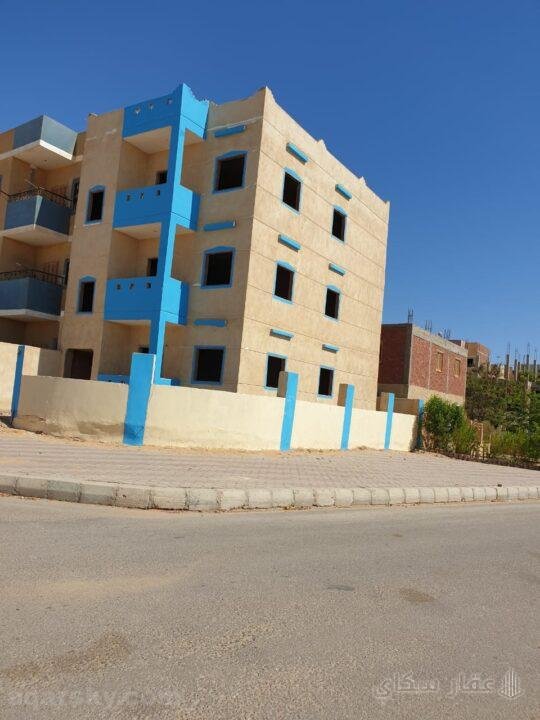 للبيع بيت مميز في 6 أكتوبر | على ناصيتين من المالك
