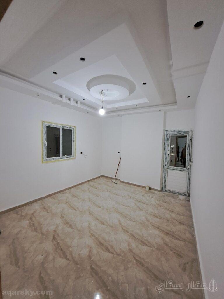 شقة للبيع في أبراج الزهور الجديدة الفلل بنها 185م دور ثاني