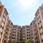 شقة 90 م مميزة للبيع بحدائق اكتوبر | ترى الشارع الرئيسي