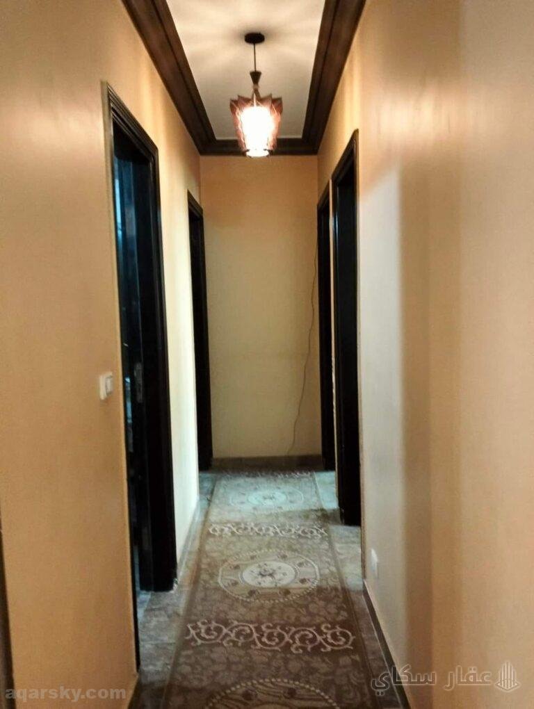عقار للبيع بالمقطم | بالمطبخ والنجف و٢تكييف ٢ونص حصان