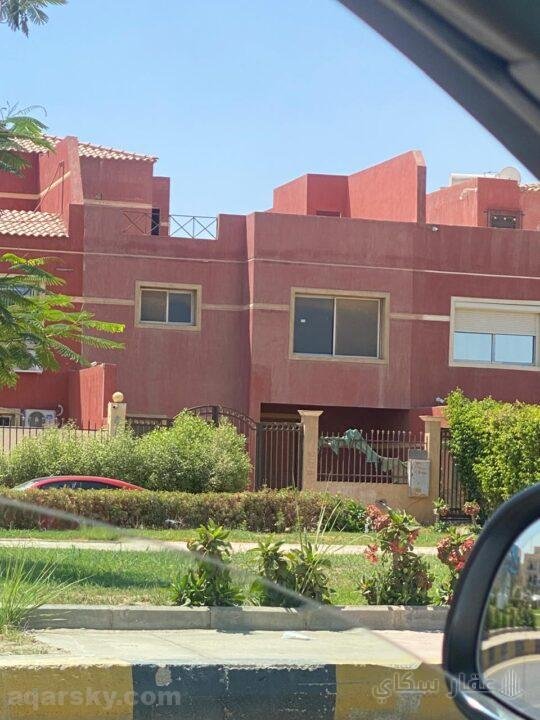 تاون هاوس للبيع بالشيخ زايد الحي التاسع