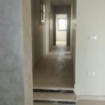شقه للبيع بالشيخ بموقع متميز امام كمبوند الربوه
