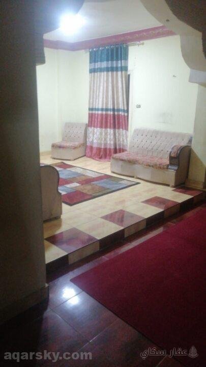 شقة مفروشة بالحي الخامس 6 اكتوبر على المحور  المركزي