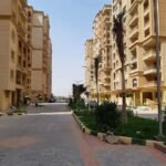شقة للبيع في كمبوند مون سيتي – أول طريق مصر الإسماعيلية
