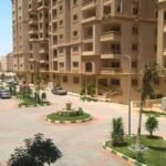 شقة للبيع في كمبوند مون سيتي – أول طريق مصر الإسماعيلية