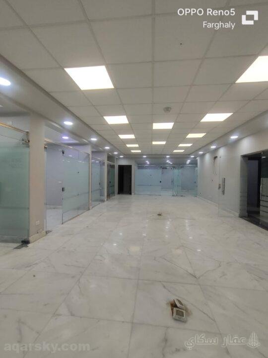 مقر ادارى  مرخص ادارى بزمن وارضى 280 م هاى لوكس على شارع رئيسى