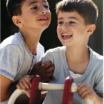 شقة بحديقة لقطة للبيع في الشيخ زايد