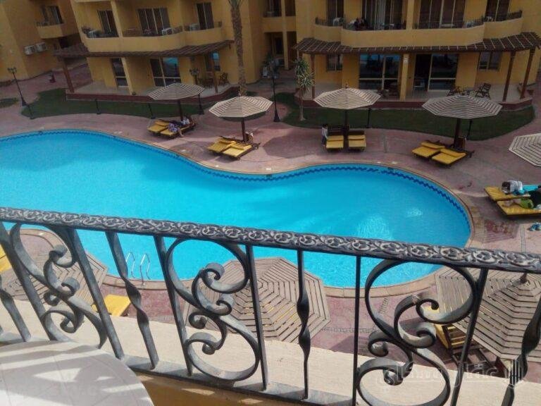 شقه one bedroom flat 60 m in British Resort Hurghada