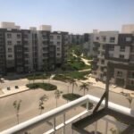 شقه بمدينتى 80م قريبه جدا للكرافت زووون