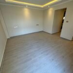 شقة بالتجمع الخامس بالقرب من الجامعة الامريكية و التسعين الجنوبي