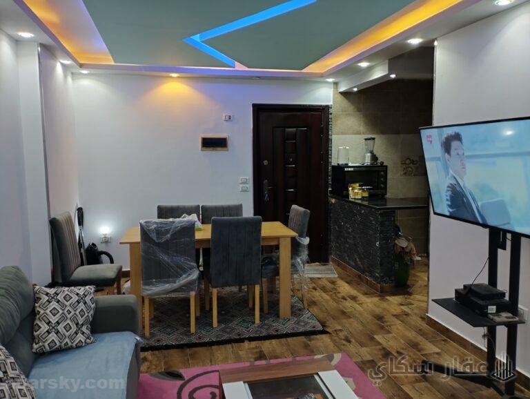 شقة للإيجار اليومي 100 م² تشطيب فاخر | ب مدينة نصر