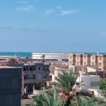 شقة للبيع في السيلفر بيتش أبو تلات ترى البحر بوضوح