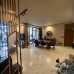 شقة رائعة مع حديقة للبيع في سوديك إيست تاون