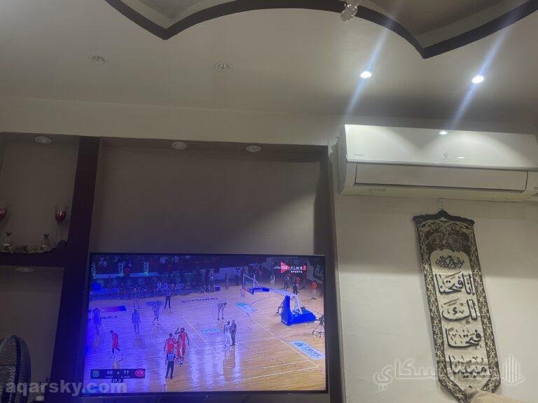 شقه للبيع في شبرا مصر ع الشاره وجه بحري