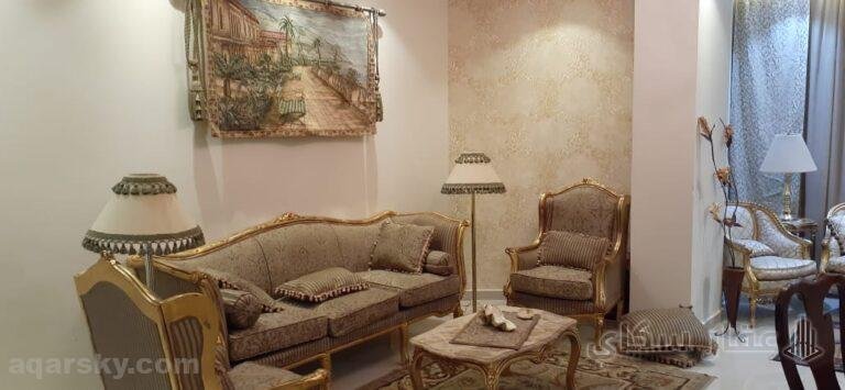 شقة 210 م جنوب الاكاديمية التجمع الاول