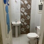 شقه تعمل حضانه للبيع في مكان مميز بالمقطم