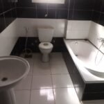 شقة ١٥٥م بالتجمع الاول البنفسج عمارات بجوار مدرسة بداية