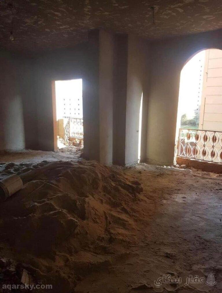 شقه واسعه فى ارقي مناطق الفيوم كومباوند ڤيوبارك