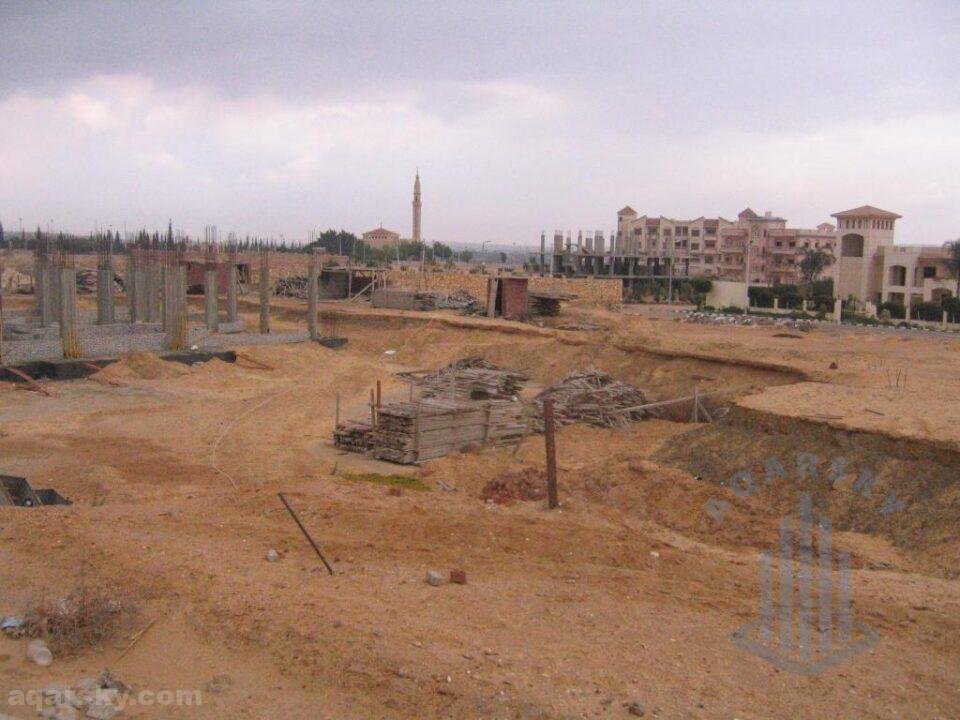 أرض للبيع في العبور بمساحة 2150 متر