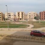 للبيع شقة امام نادى سيتى كلوب الحى الثالث العبور