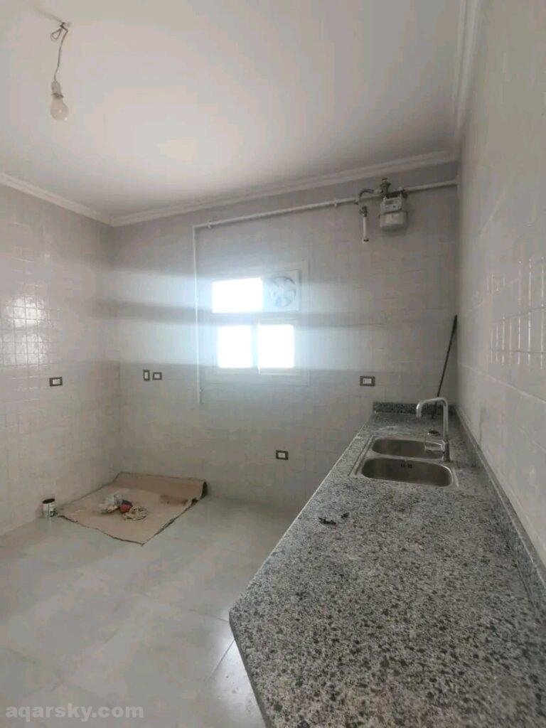 شقة للإيجار في التجمع الاول بمساحة 200 متر