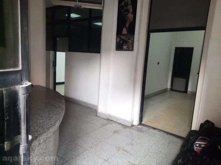 فرصه لن تتكرر…مقر اداري ارضي بمدخل خاص ٢٠٢ متر للبيع فى مصر الجديده (كاش فقط)