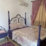 شاليه لقطة ٣ غرف نوم بالعين السخنة بالاثاث الفاخر طريق السويس