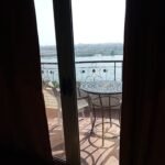 شقة مفروشة تطل على النيل مباشره من جميع الجهات