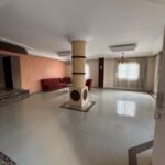 فيلا للإيجار في التجمع الاول بمساحة 380 متر